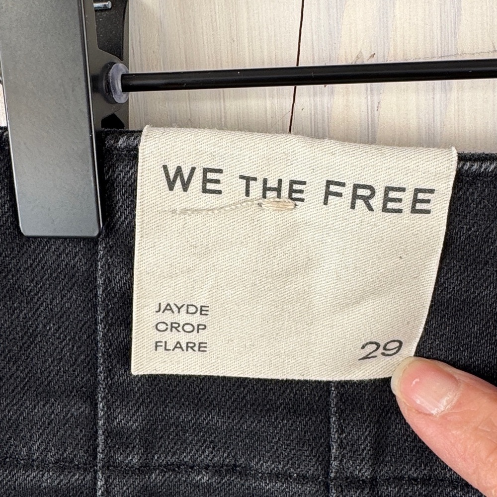 NWT Anthropologie Free People We The Free Jade Crop Flare Jeans Size 29 - Picture 3 of 9